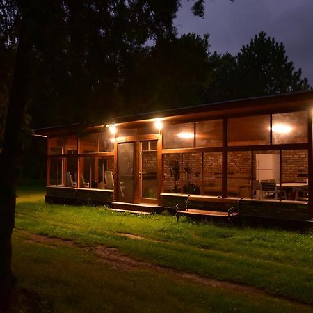 Gyoember Tanya Villa Ásotthalom Exteriör bild